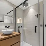 Ref 2030- Croisette - Vue à Louer Appartement Cannes
