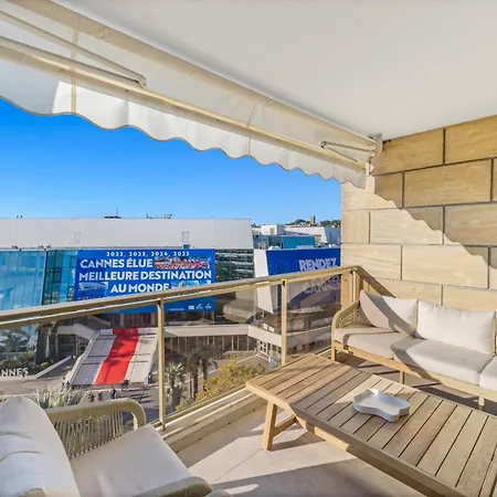 Ref 2030 - Croisette - Sea View For Rent
