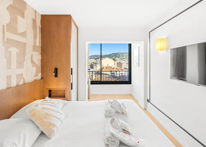 Ref 2030 - Croisette - Sea View For Rent *