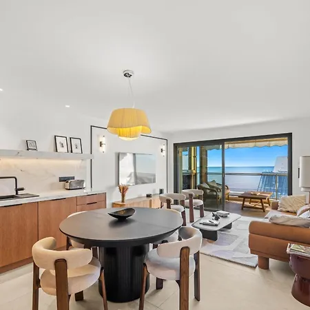 Ref 2030 - Croisette - Sea View For Rent Appartement *